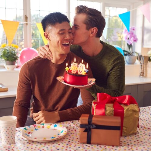 30 things every gay man must do in their thirties