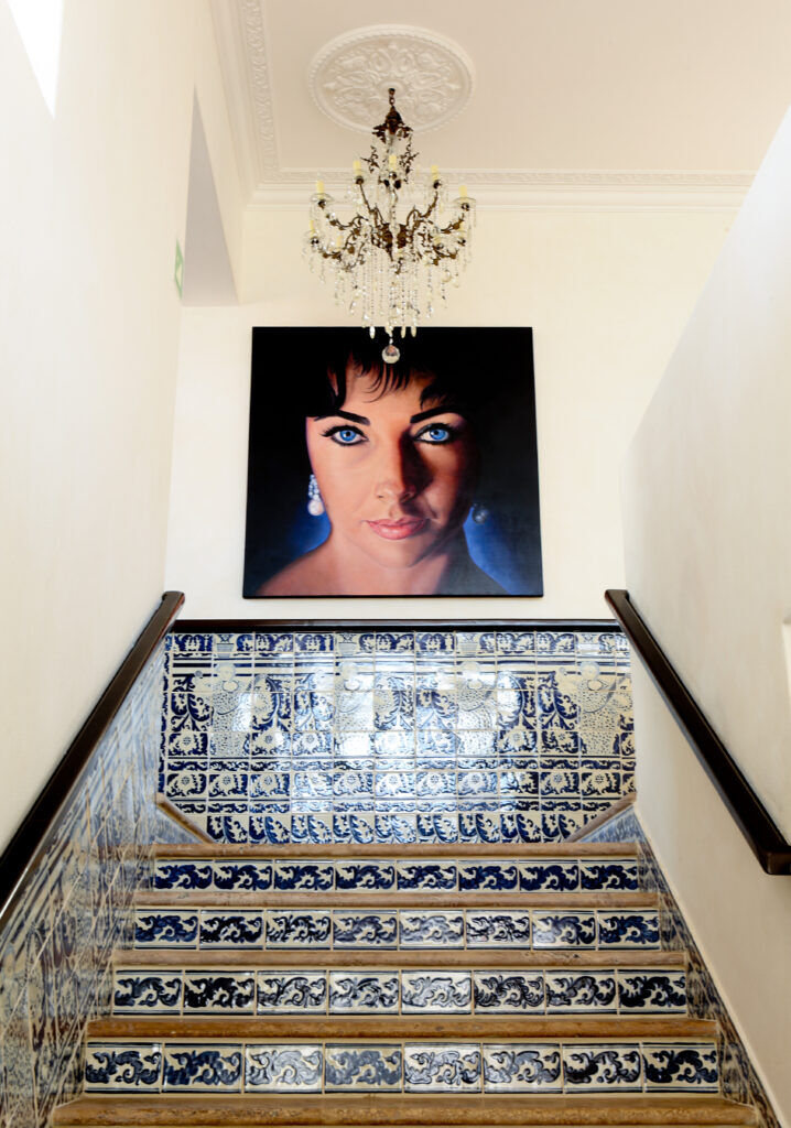 Portrait of Elizabeth Taylor hanging inside Casa Kimberly