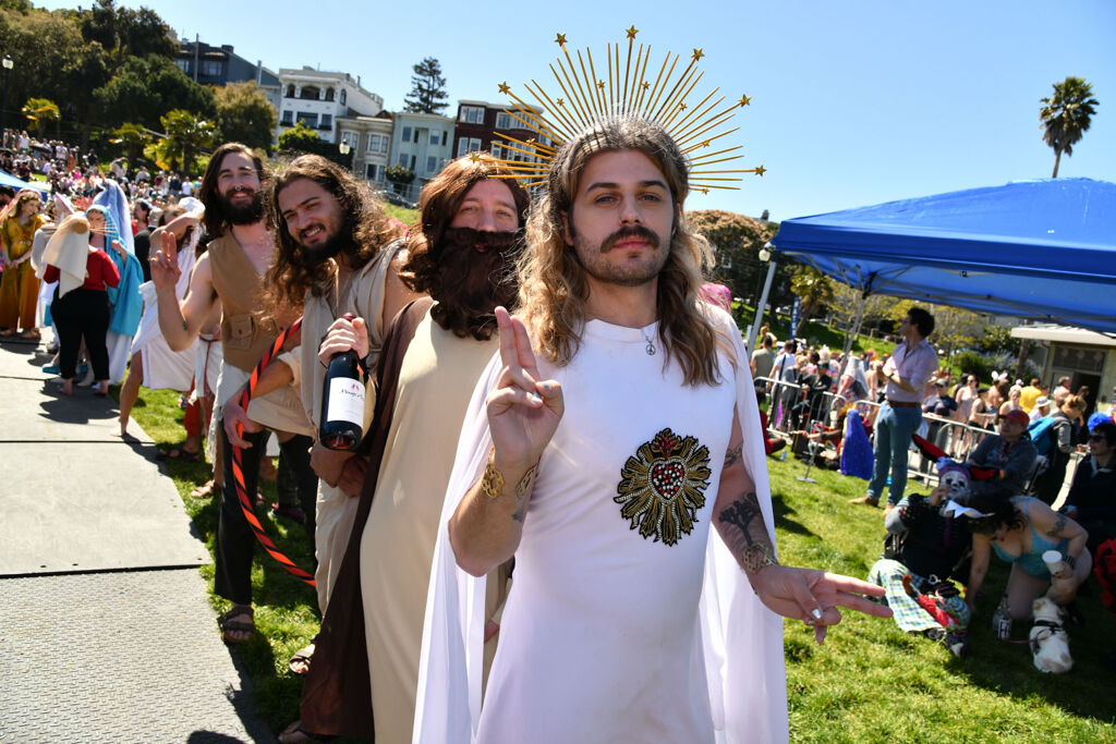 Photos Hunky Jesus And Foxy Mary Costume Contest 2023