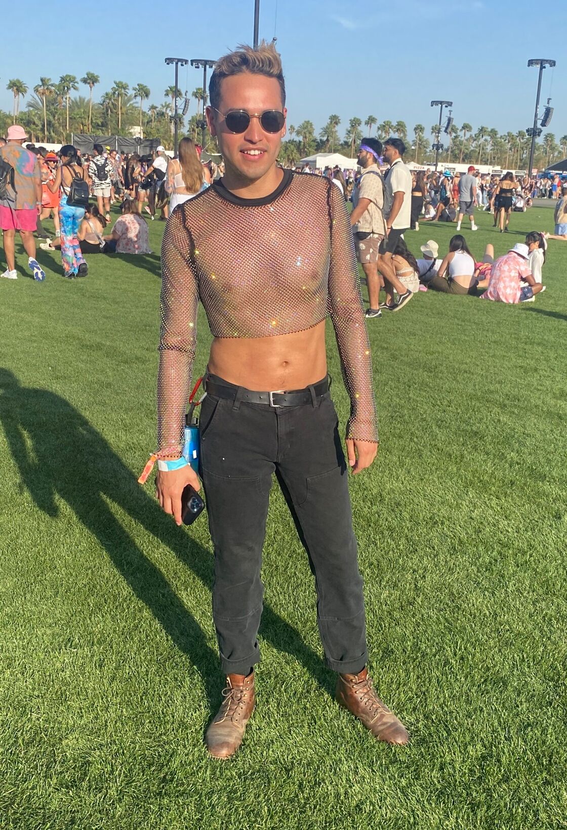 Another hot mesh.