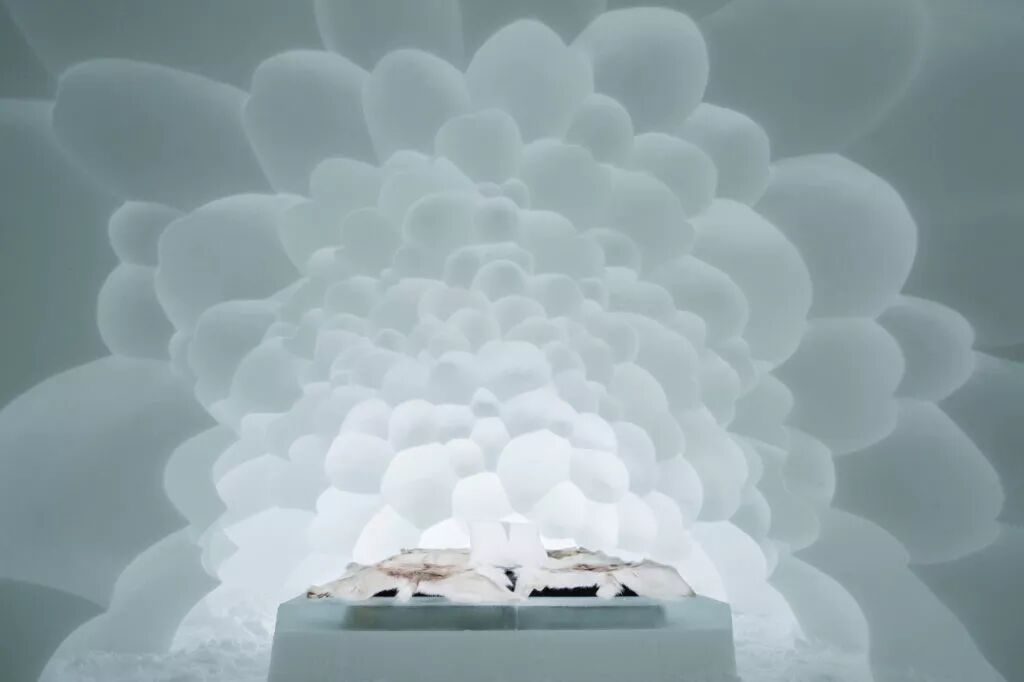 “Cumulus” by Annakatrin Kraus and Hans Aescht. Photo by Asaf Kliger.