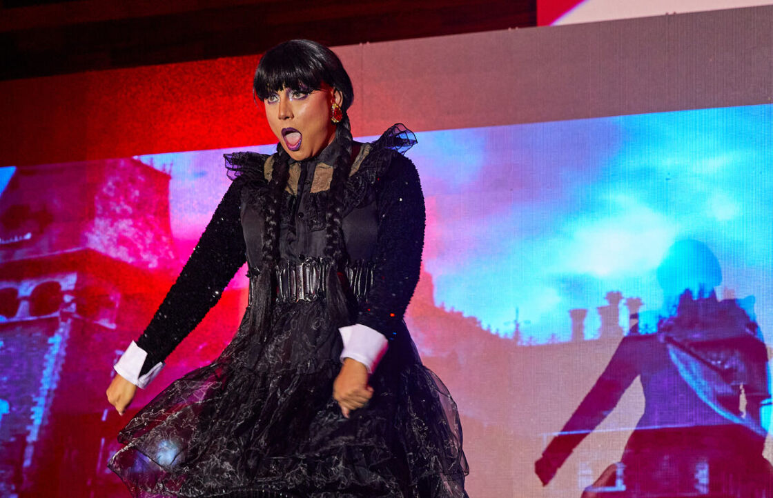 VACAYA Halloween costume party