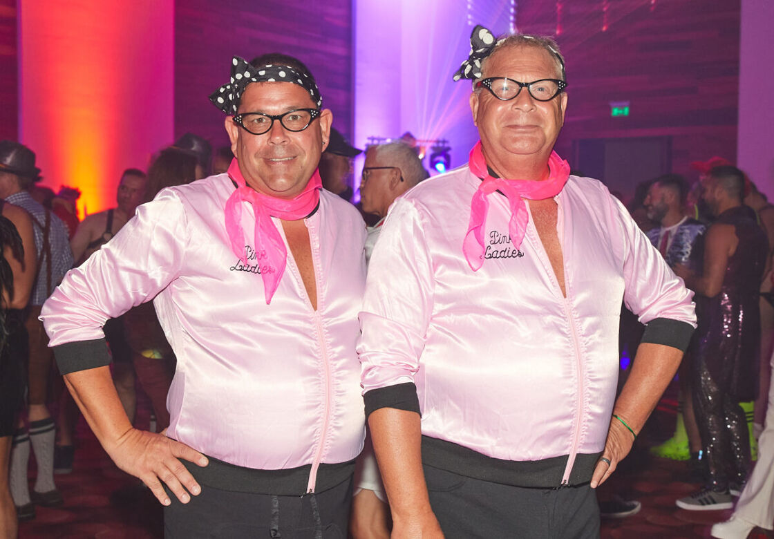 VACAYA Halloween costume party