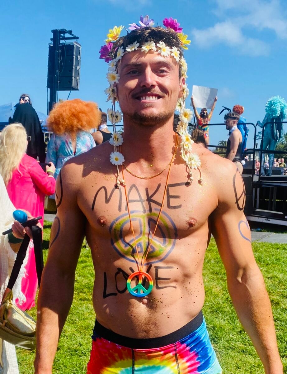 A anti-war muscle stud Jesus