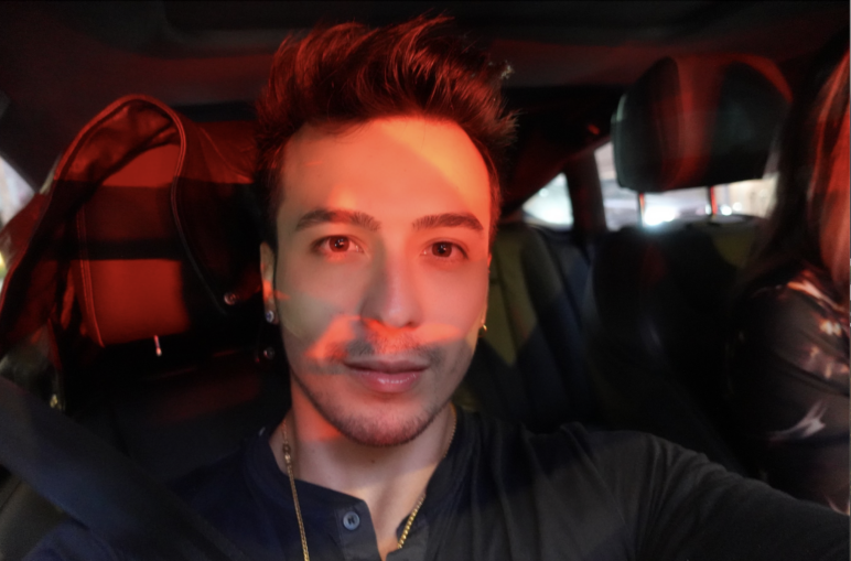 The author inside a car. 