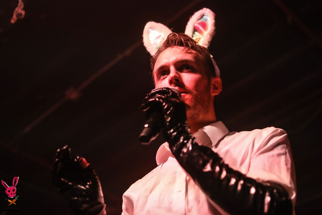 Hot Rabbit New Years Eve party 2024