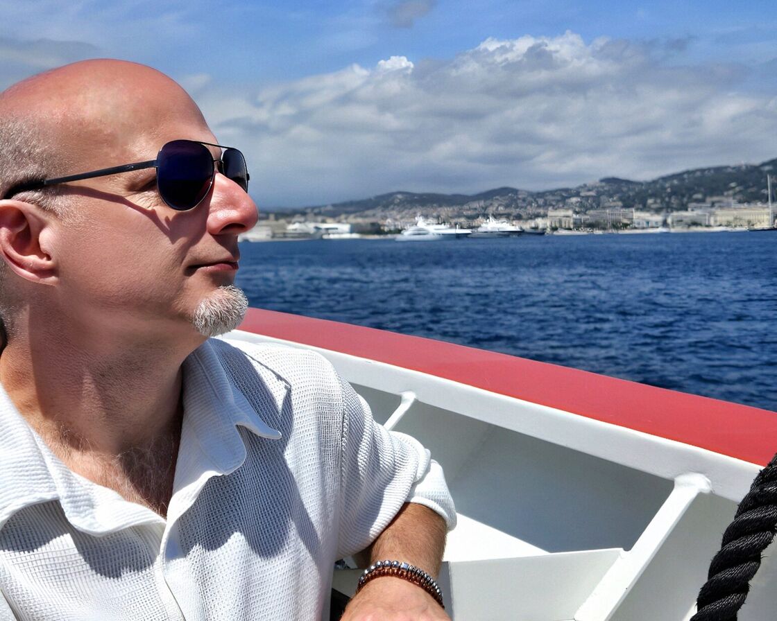 Author Troy Petenbrink