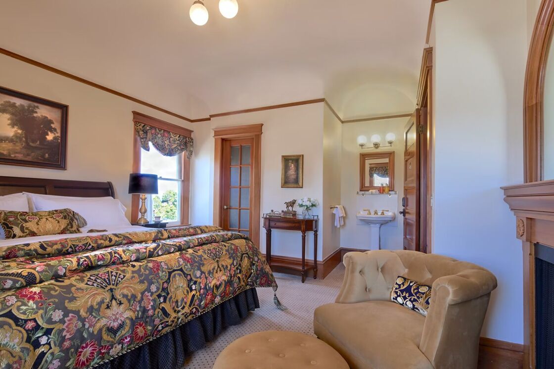 The Charles, a gay-friendly hotel in Pacific Grove