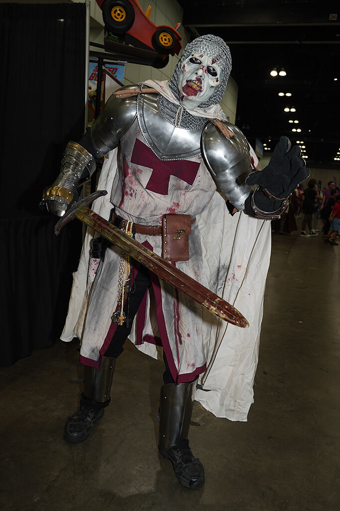 Zombie knight cosplay at LA Comic Con 2025