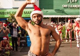 Want to find a Santa Speedo Run near you? Here is a list of the events (and some pics, of course)