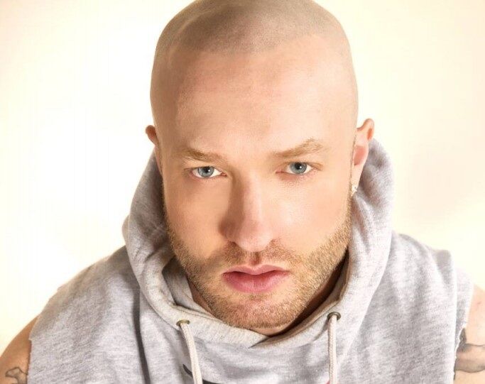 Cazwell's new video is filled with gay-for-pay strippers, because of course it is - GayCities