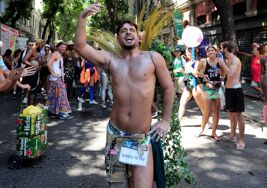 It’s Carnaval time! Here are photos of gorgeous people Rio de Janeiro