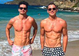 Check out &#039;Queer Eye&#039; star Antoni on vacay in the Caribbean