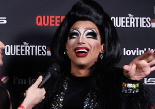 VIDEO: Kiki with drag royalty on the red carpet at The Queerties
