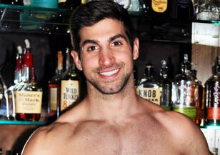 10 hot spots with sexy bartenders to quench your summer thirst