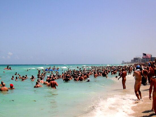 PHOTOS: The Worlds 10 Best Gay Beaches 2013 / Page 4 